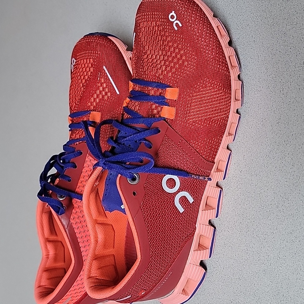 On Cloud Red & Pink Running Shoes